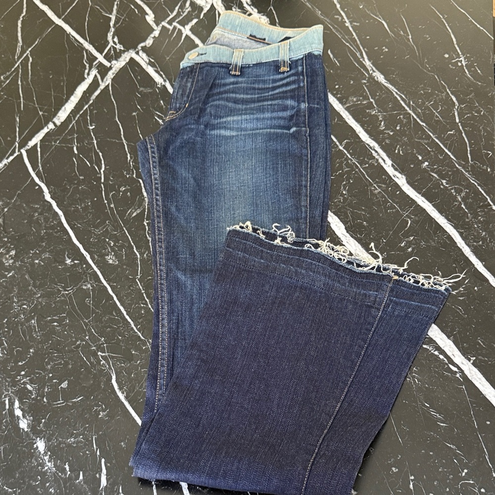 Elizabeth and James Dark Blue Wide Leg Jeans with Frayed Hem